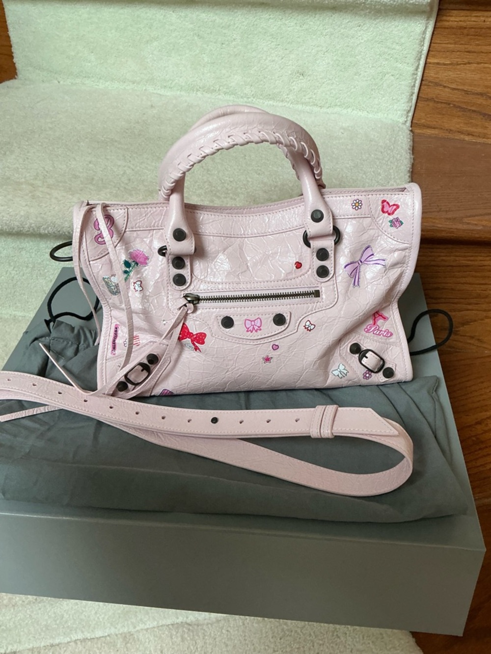 GORGEOUS BALENCIAGA LE CITY SMALL PINK STICKERS SATCHEL CROSSBODY BAG - Picture 3 of 16